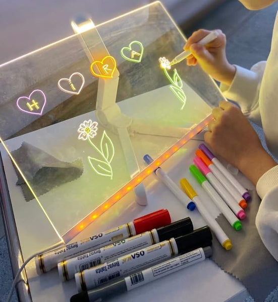 LED DRAWING BOARD